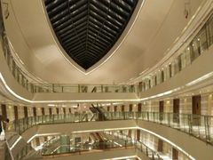 android_upload_pic-上海滴水湖皇冠假日酒店