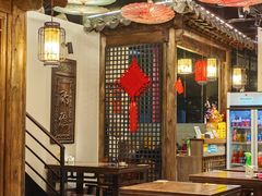 -聚汇三少·龙虾·中餐厅(莫邪路新天地店)