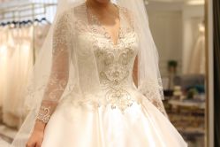 点击看大图 -拉瑞娜LaReine婚纱礼服高级定制