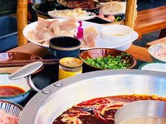 -王婆乔鲜鱼自助火锅(蜀汉路店)