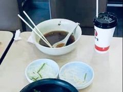 -李先生牛肉面大王(北京站售票厅餐厅)