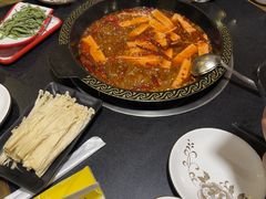 -小志家.野生菌鲜切牦牛肉牛杂火锅