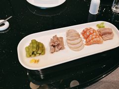 -HOMES上海本帮菜(襄阳公园店)