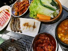 -釜山火炉·海鲜烤肉(紫藤路店)