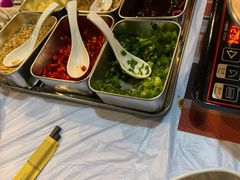 -鲜入围煮花胶鸡海鲜火锅