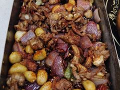 -老东镇啤酒屋海鲜加工·蒸汽海鲜·海鲜烧烤(台东店)