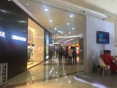 -鸿通城购物中心