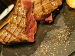 -恰餐厅及酒吧 CHAR Bar & Grill (北京丽都皇冠假日店)