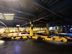 -极限PLAY运动娱乐新世界·团建派对表演休闲馆·室内高空游乐园