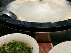 -周周有辣火锅馆(玖耀里店)