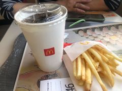 -麦当劳(军博店)