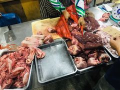 -标记美食新鲜猪杂(兴南大道店)