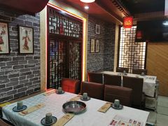 -羊家胡同·龙虾烧烤火锅(龙汇路店)