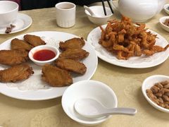 镇店蒜香虾-云腾砂锅粥(龙津东路店)