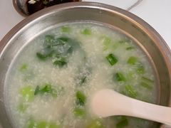 核桃芥菜肉粥-财记鱼粥·肠粉