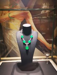 -北京七彩云南翡翠珠宝旗舰店(月坛店)