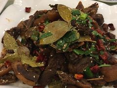 -唐师傅湘西名菜馆(武陵路店)