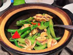 水浸瘦肉煲时蔬-汤城小厨•粤菜•靓汤(苏州街店)