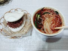 -天府米线笼笼肉夹馍(钟楼小区店)