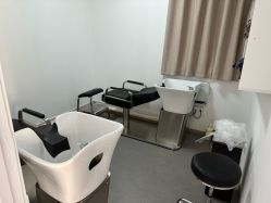 -LILI·HAIR SALON理理造型