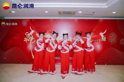 -尚美霓裳晚礼服·合唱服·舞蹈演出服租赁定制