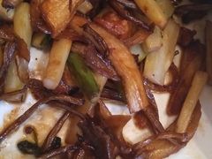 -品悦酒店(三林古镇店)