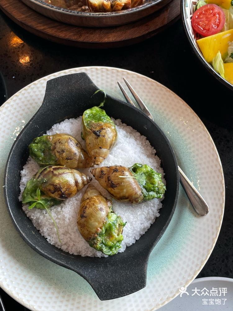 济南西堤牛排探店惠灵顿是招牌