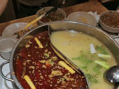 -肖肖酸萝卜鱼火锅(总店)