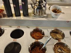 -火辣辣美蛙鱼头自助火锅(仁和路店)