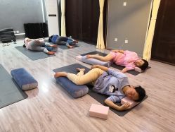 -后素孕产瑜伽·运动康复中心