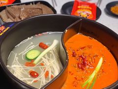 鸳鸯锅-钢管厂五区小郡肝串串香(南山店)