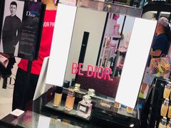 -Dior迪奥(上海世茂广场店)
