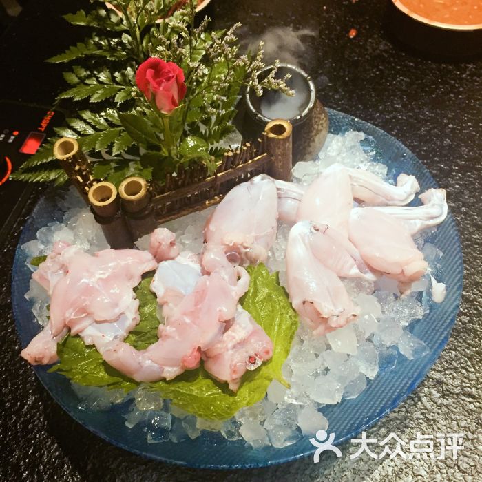 吼爽·鳗豚蛙麻辣火锅(新世界店)的点评