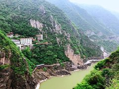 -汉中石门栈道风景区