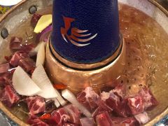 -毛辣果·贵州红酸汤牛肉火锅(西单店)