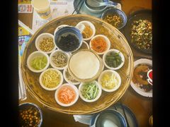 -包整·丝娃娃(一览甲秀楼风景店)