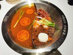 -卤校长重庆火锅(国兴店)