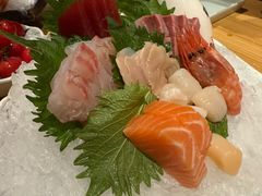 -花和海鲜自助(梅江店)