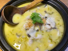 -九锅一堂酸菜鱼(学府凯德店)