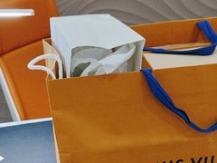 -聚云奢二手奢侈品黄金手表包包回收·中古店(三里屯总店)