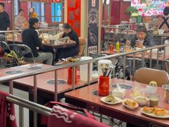 -四囍码头海鲜烧烤自助火锅(外滩南京东路悦荟广场店)