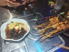 -马路牙子烧烤音乐酒馆(望京店)