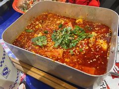 -马路边边串串香(苗栗路店)
