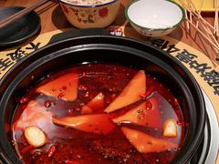 牛油全红锅-牛小嫩串串火锅(老国贸总店)
