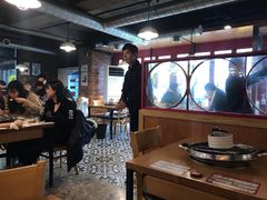 -江南猪肉商会无限续吃(弘大店)