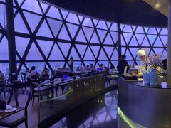 -东方明珠·空中旋转餐厅