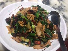 -蔼若春.传承三十年云南菜(金碧公园店)