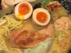 鸡腿鸡汤拉面-鸡王拉面店
