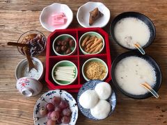 我们拿的小吃-上席擂茶·新中式青年茶馆(古城店)