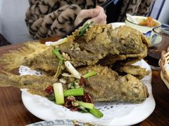 -胡子饮食店
